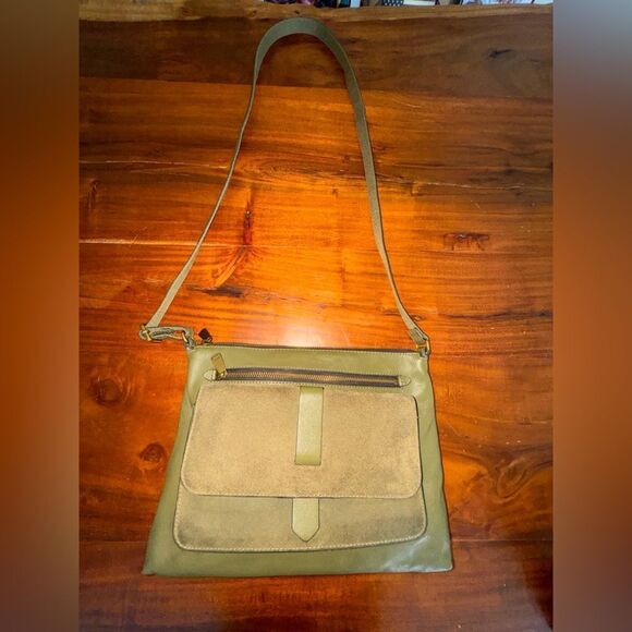 Fossil Kinley Green Leather Suede Crossbody Shoulder Bag Purse - Picture 2 of 16